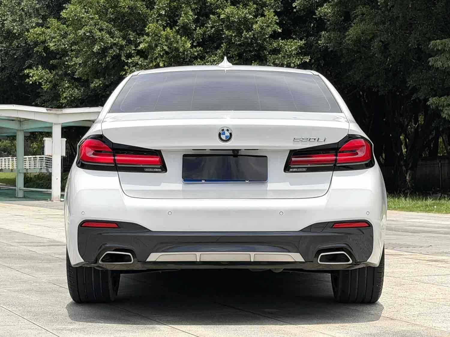 BMW 5 Series, 2022 7