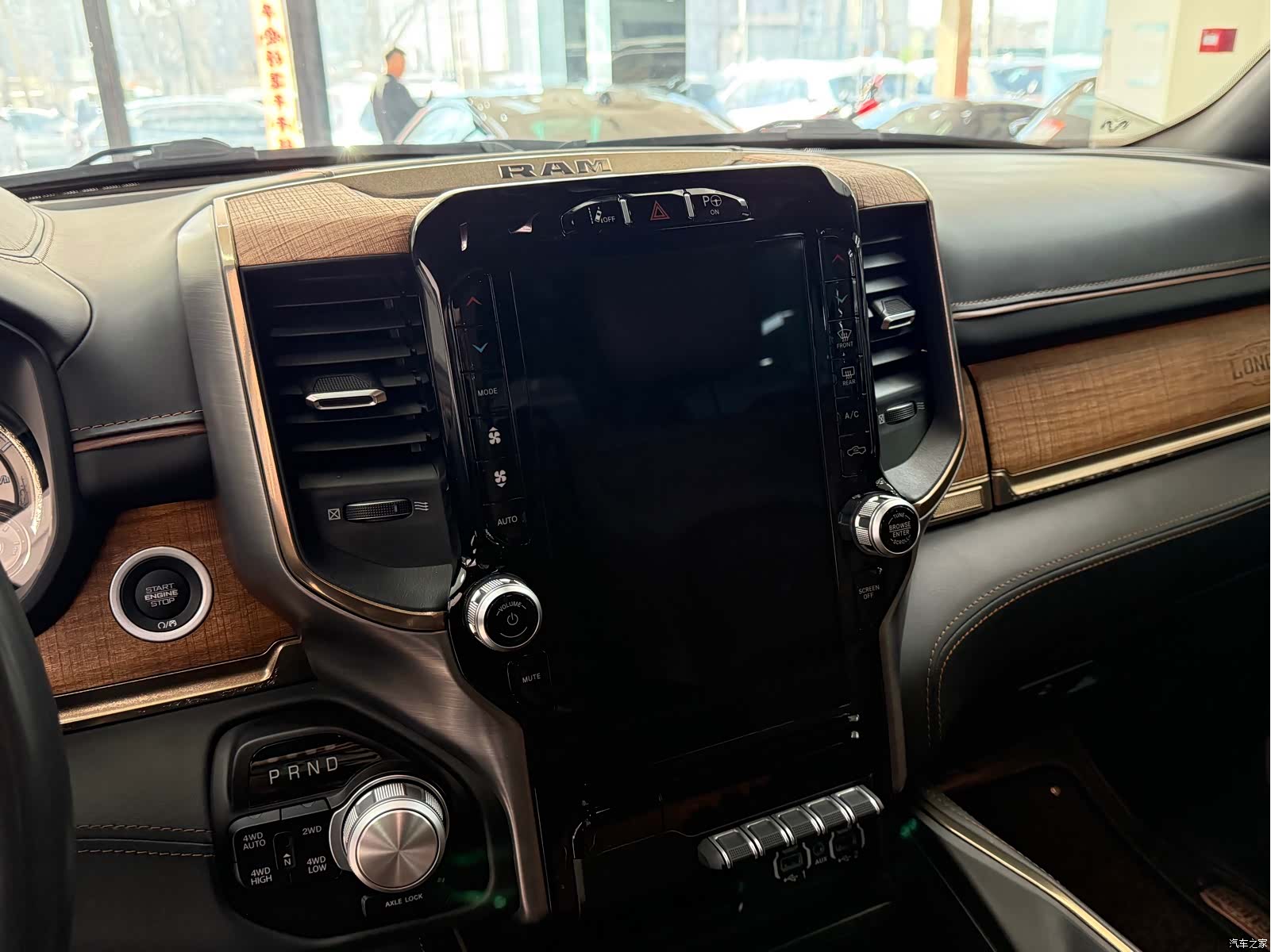 RAM Trucks, 2023 все фото