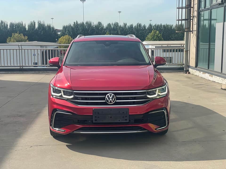 Volkswagen Tiguan L