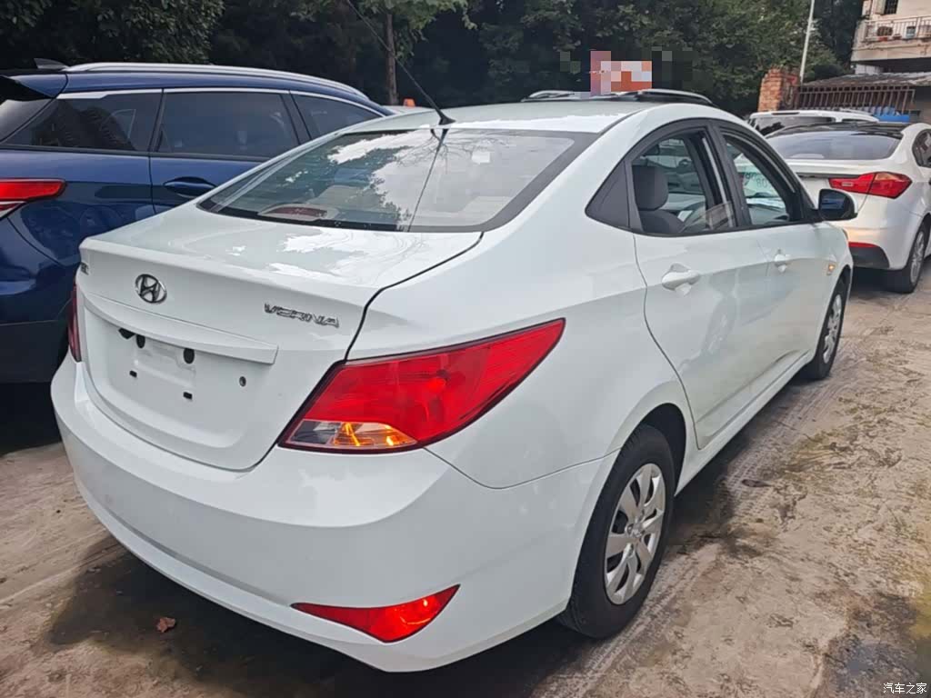 Hyundai GLS, 2015 7