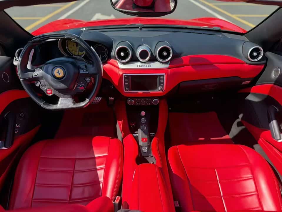 Ferrari California T