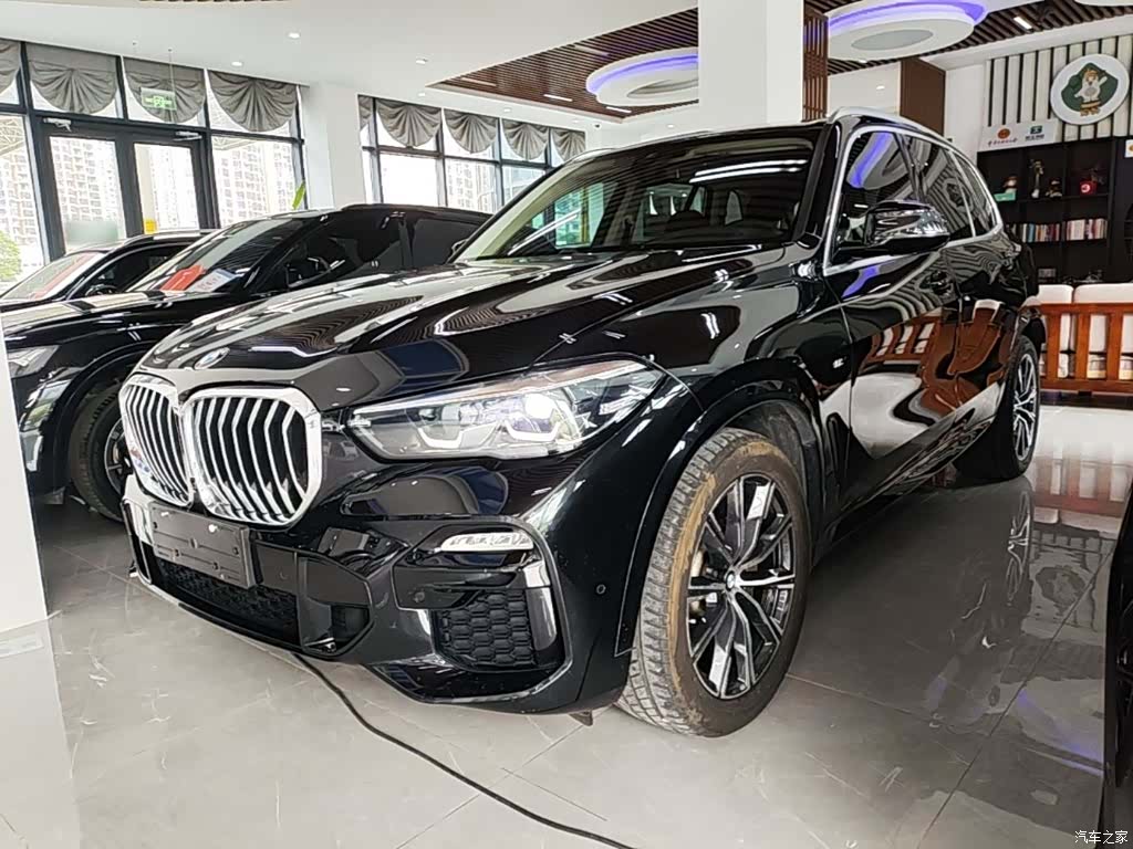 BMW X5, 2021 1