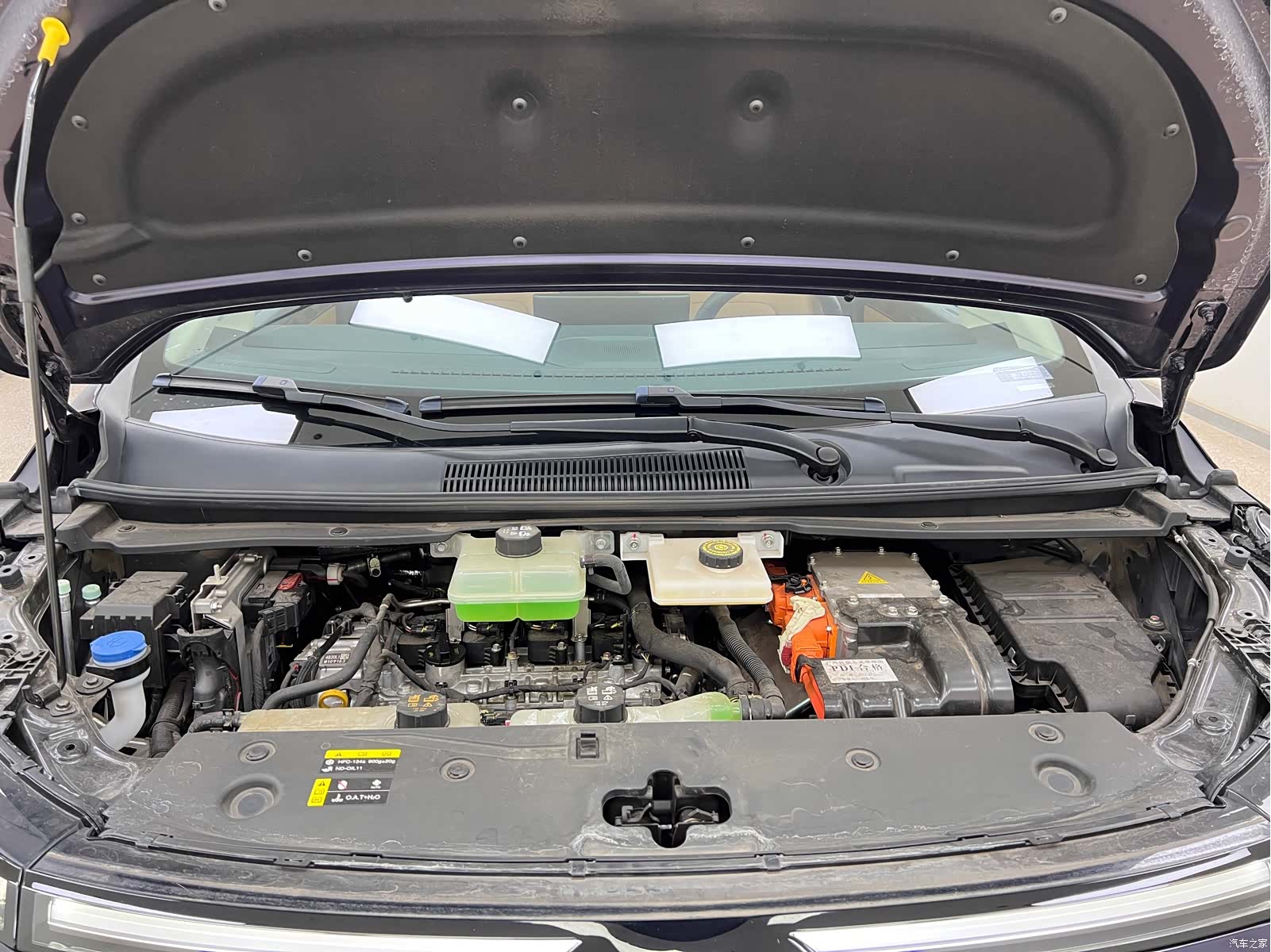Trumpchi E8, 2023 31