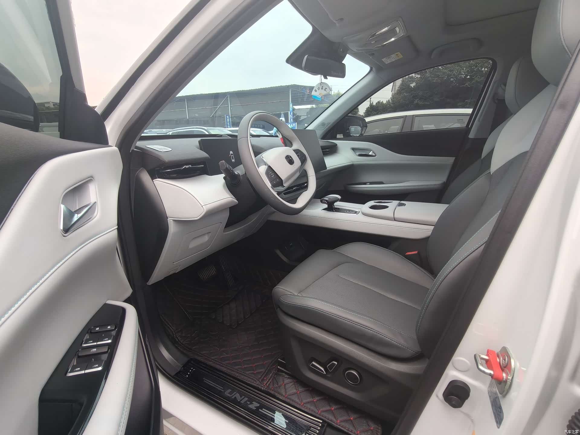 Changan UNI-Z, 2024 4