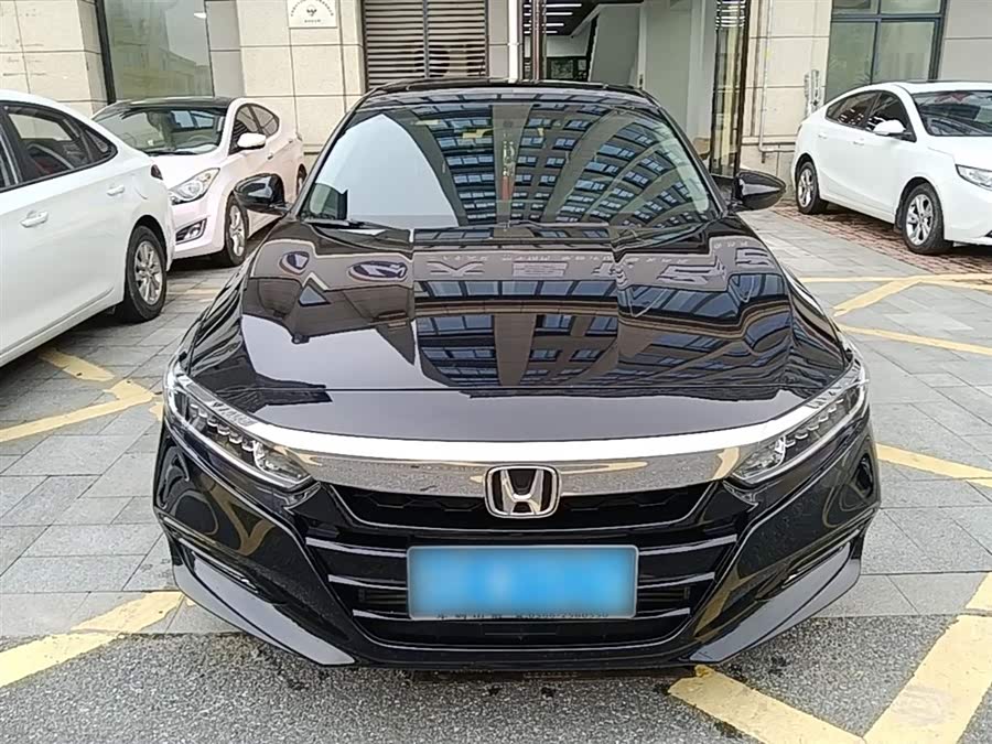 Honda Accord 2020, фото 3