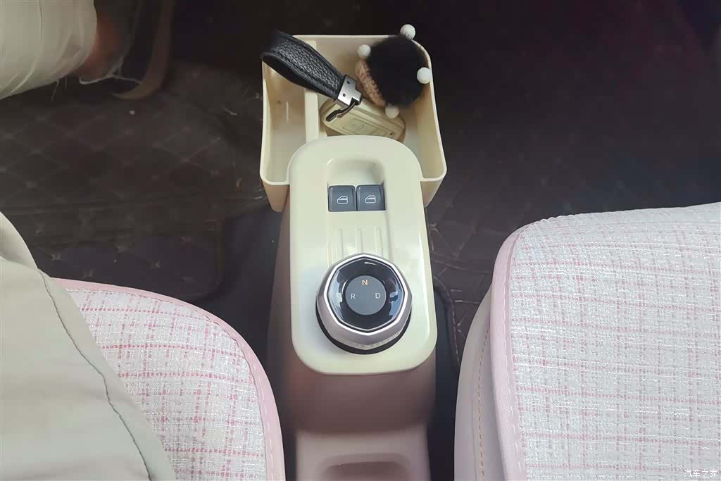 Geely Panda, 2023 16