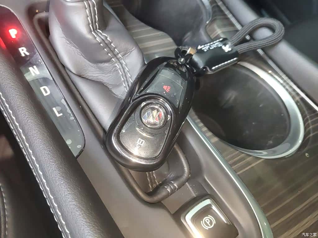 Buick Envision Plus, 2021 9