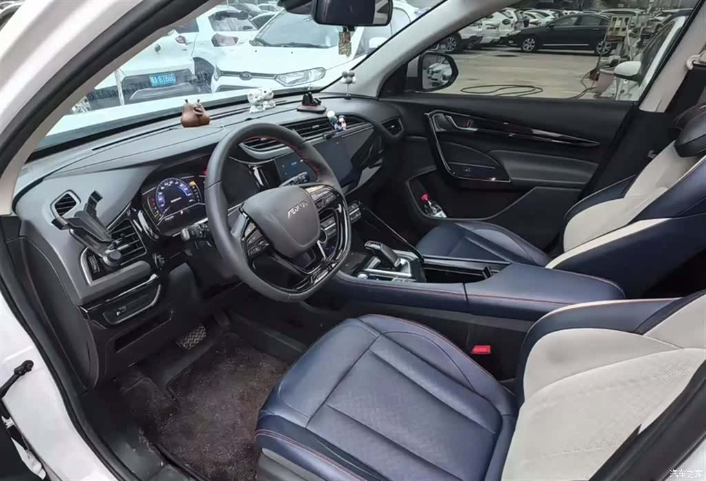 DongFeng AX7, 2022 15