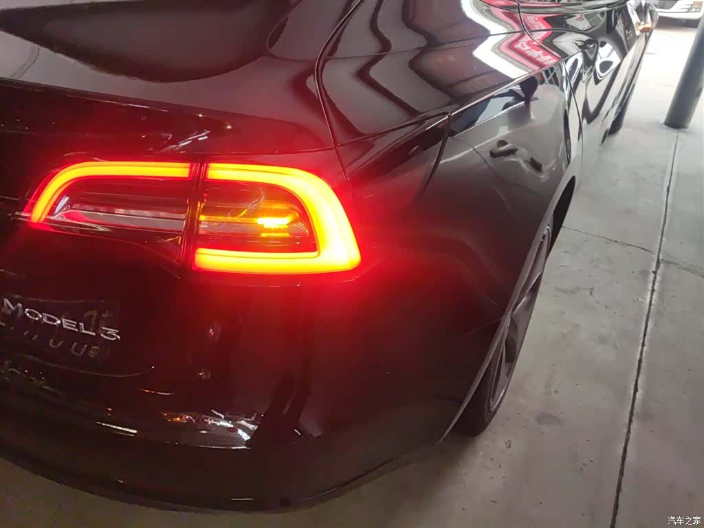 Tesla Model 3, 2020 8