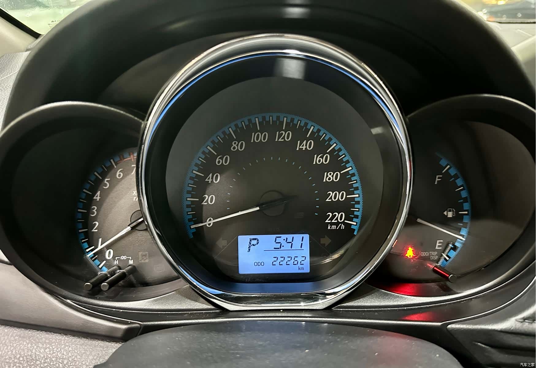Toyota YARiS L, 2019 14