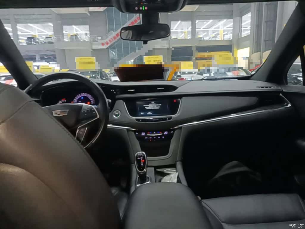 Cadillac XT5, 2019 10