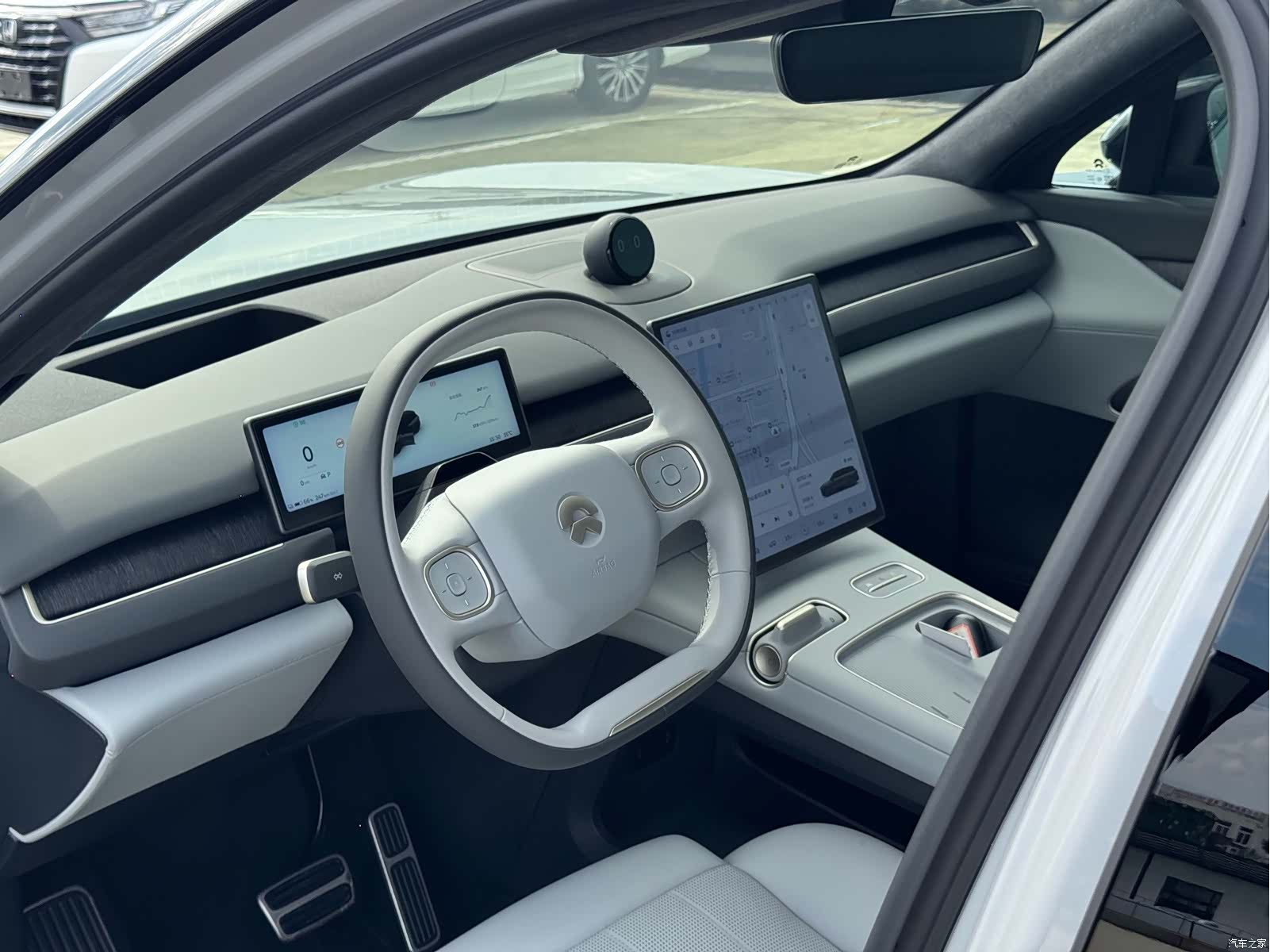 NIO ES8, 2023 12