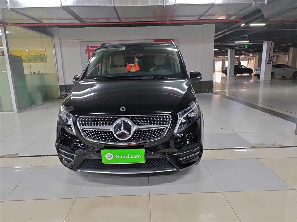 Mercedes-Benz V-class
