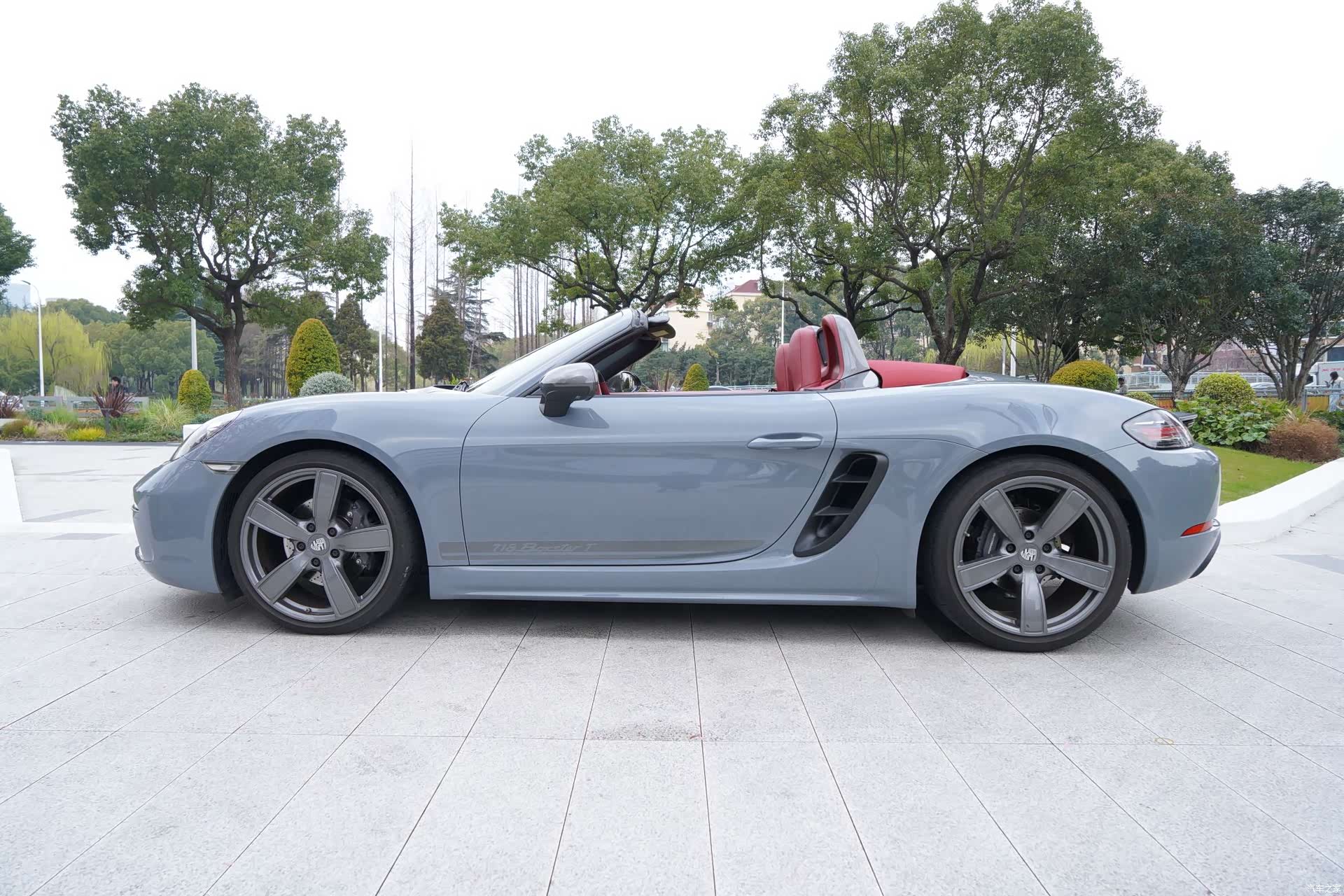 Porsche Boxster, 2023 3