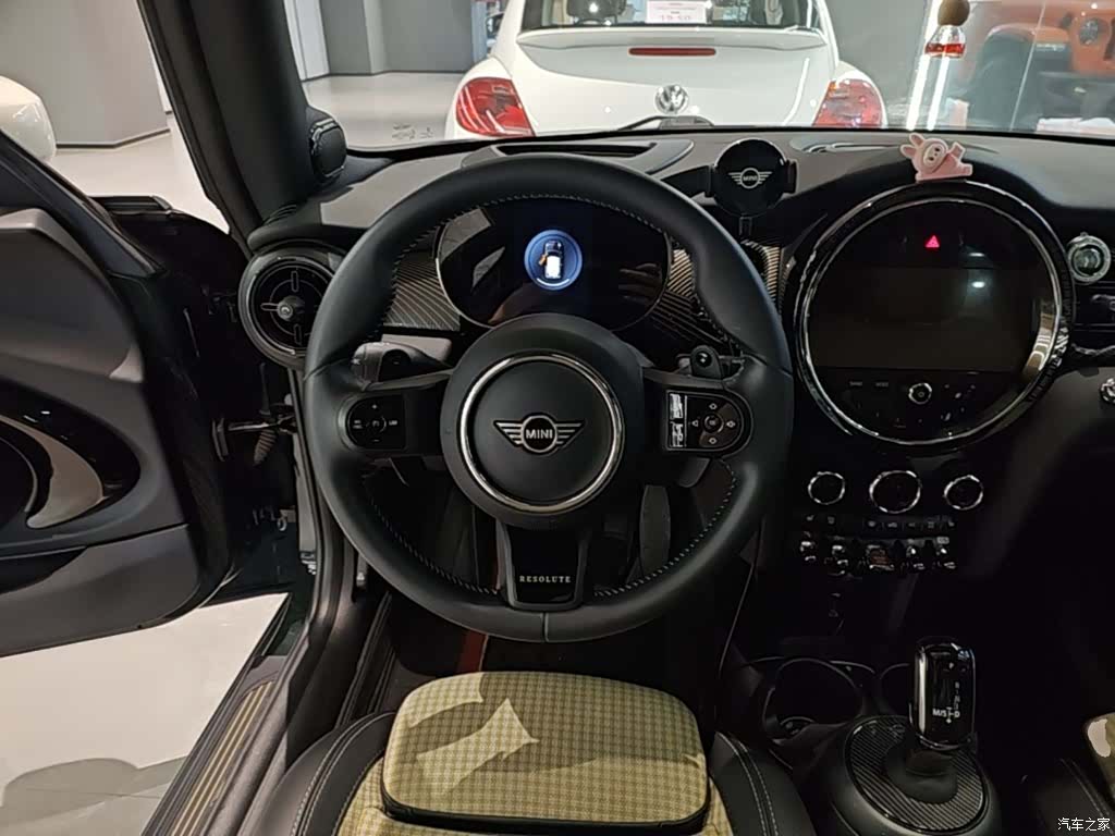 Mini Cooper, 2023 11