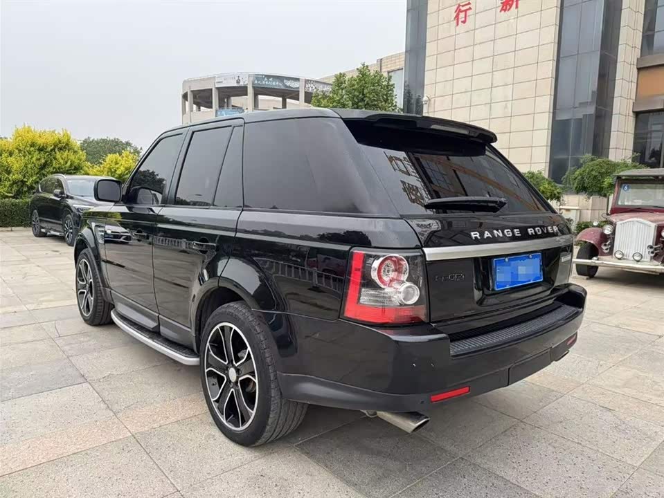 Land Rover Range Rover Sport Land Rover Range Rover Sport