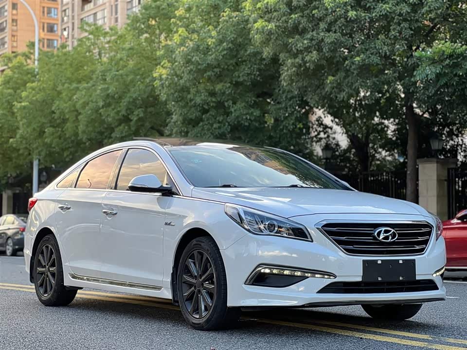 Hyundai Sonata Hyundai Sonata