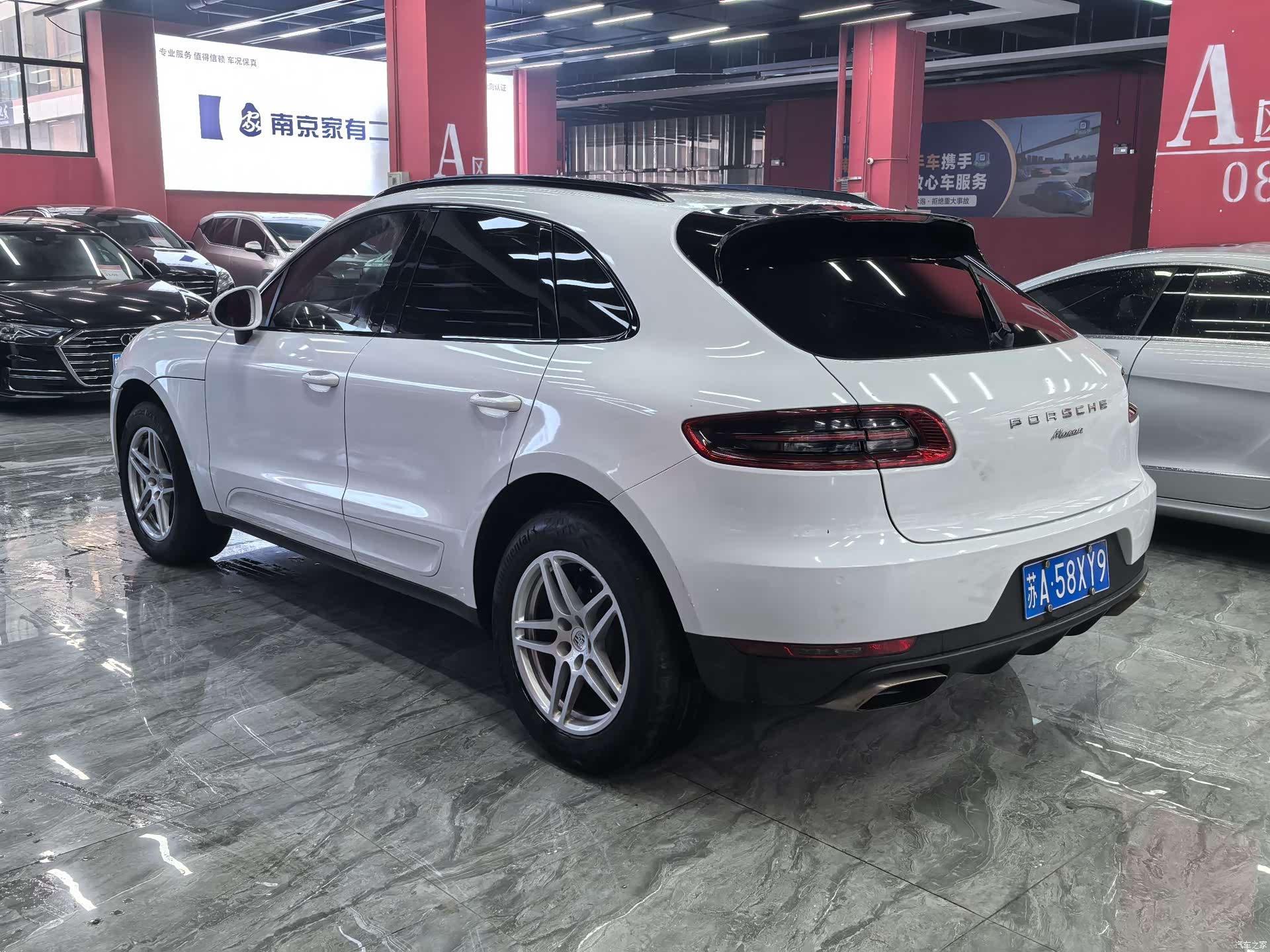 Porsche Macan, 2018 все фото