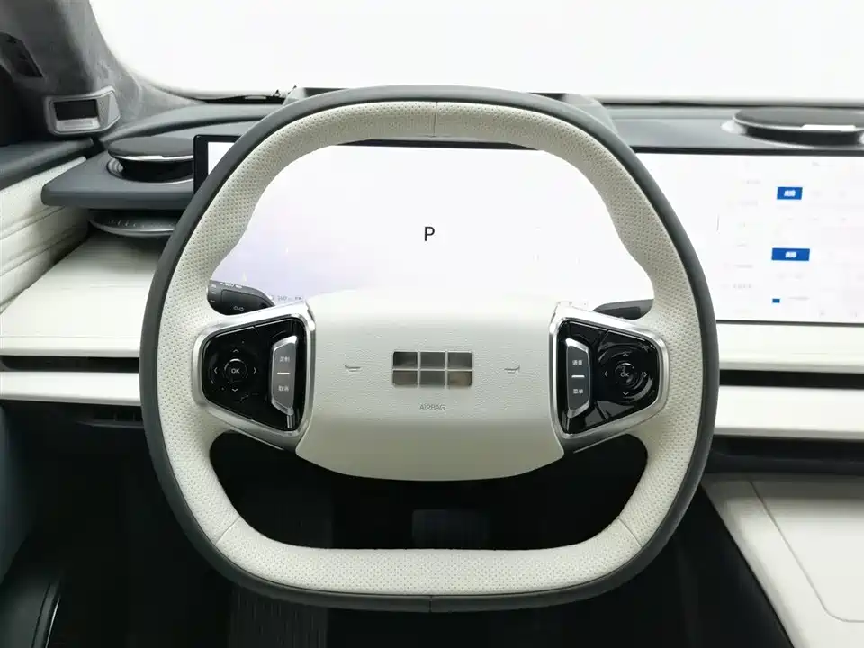 Geely Galaxy Galaxy E8