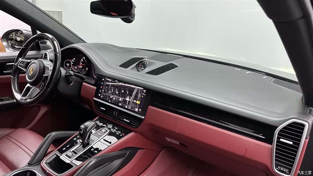 Porsche Cayenne, 2022 16