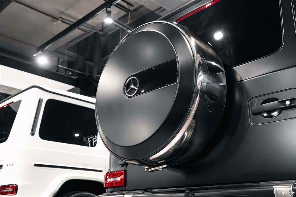 Mercedes-Benz G-Class, 2026 13