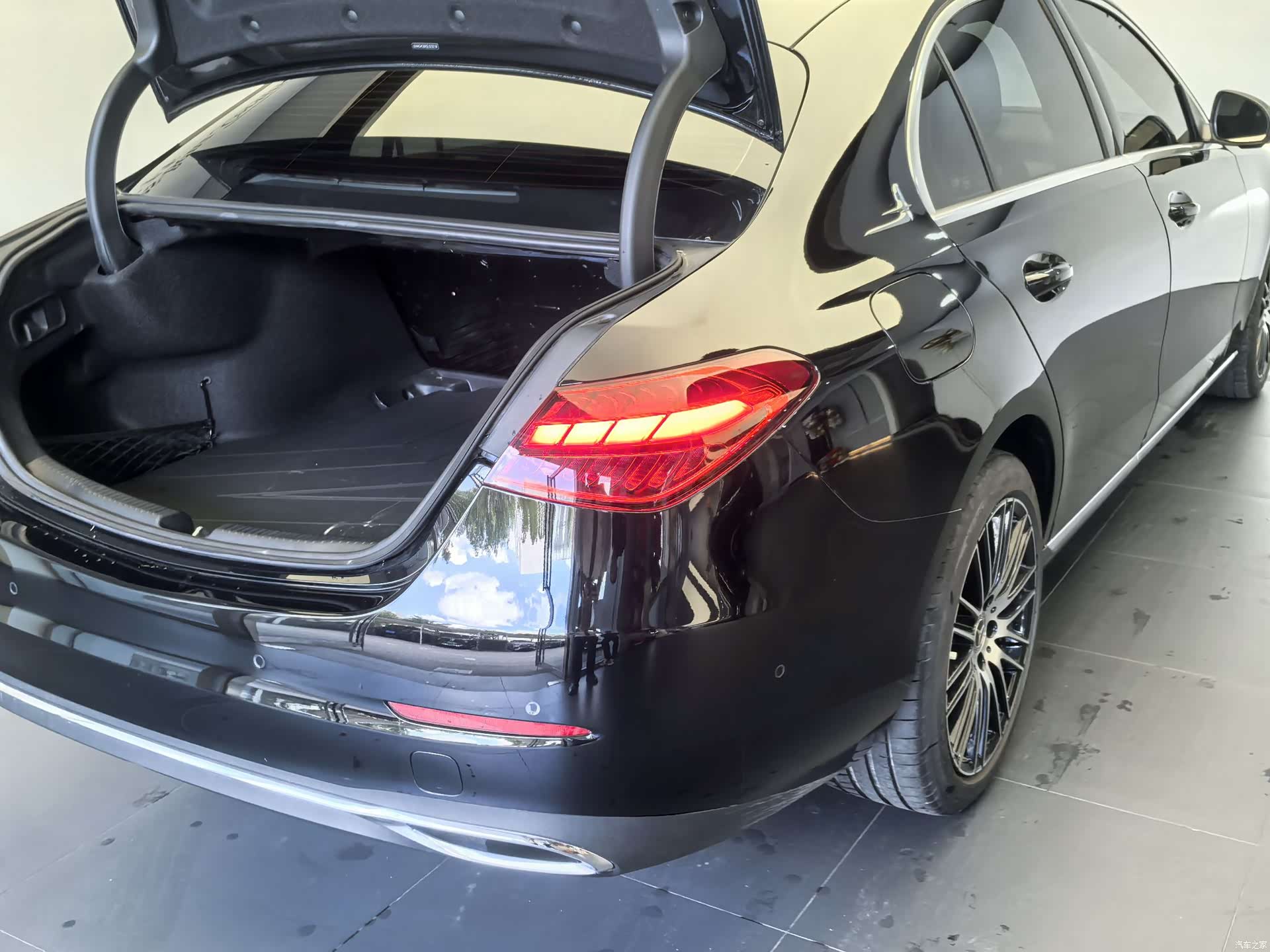 Mercedes-Benz C-Class, 2025 7