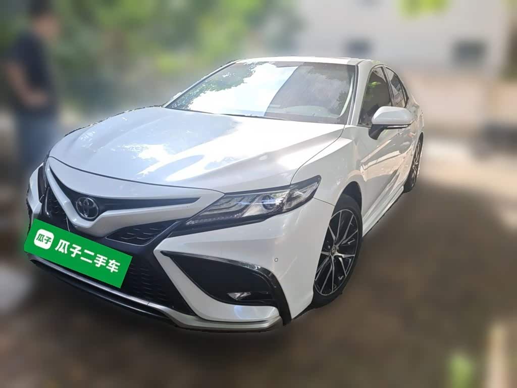Toyota Camry 2021 2.0S