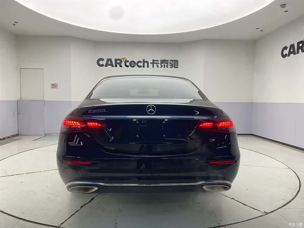 Mercedes-Benz E-Class, 2023 6