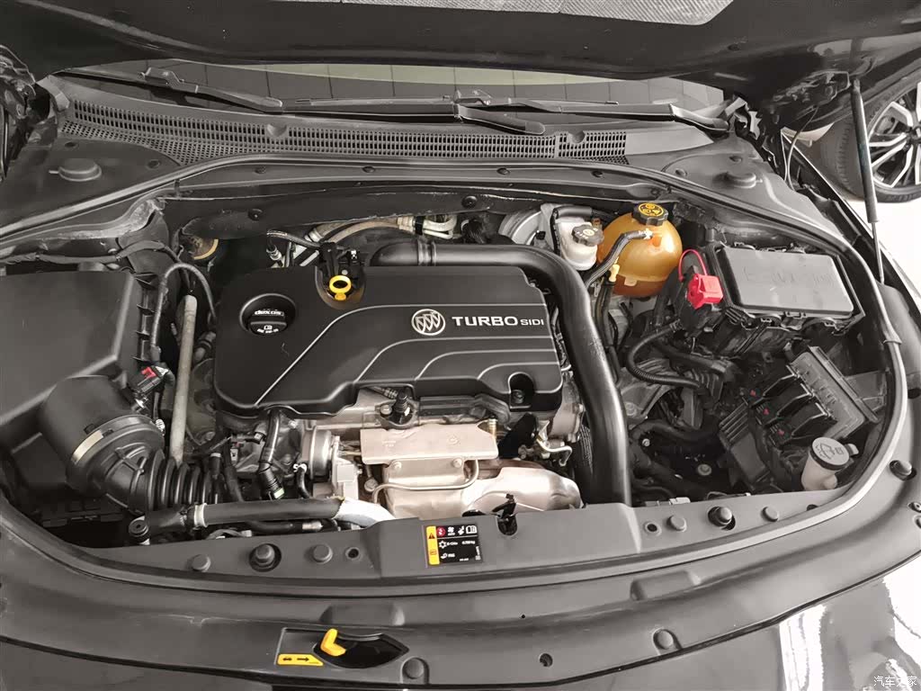 Buick LaCrosse, 2019 20