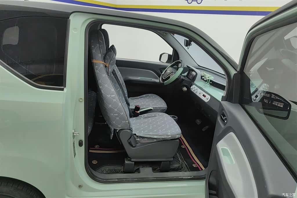 Wuling MINIEV, 2022 8