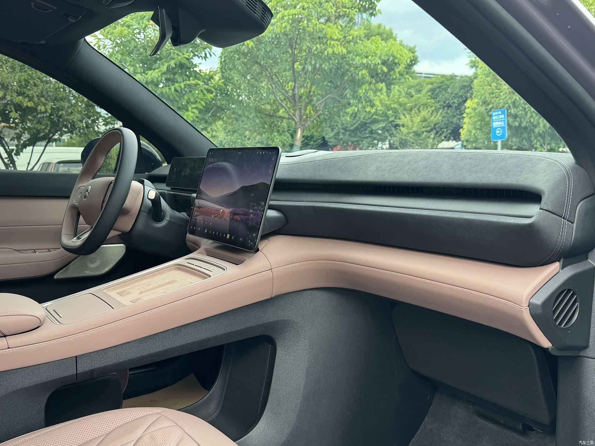 NIO EC6, 2025 15