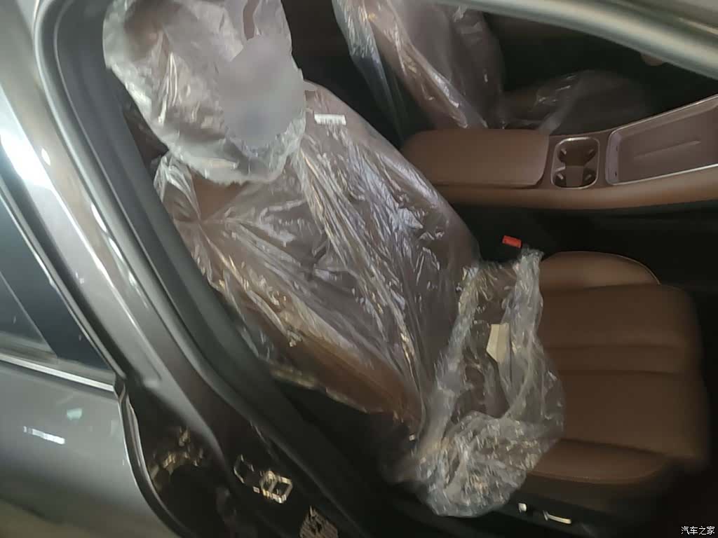 Wuling Starlight, 2025 25