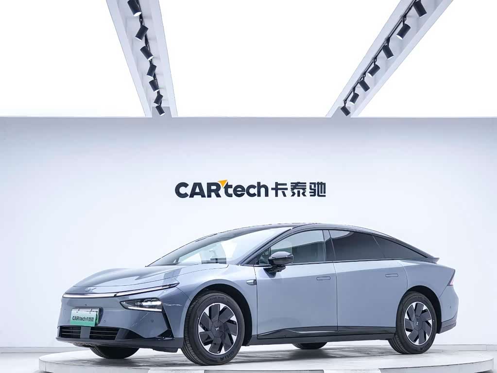 Xpeng P7