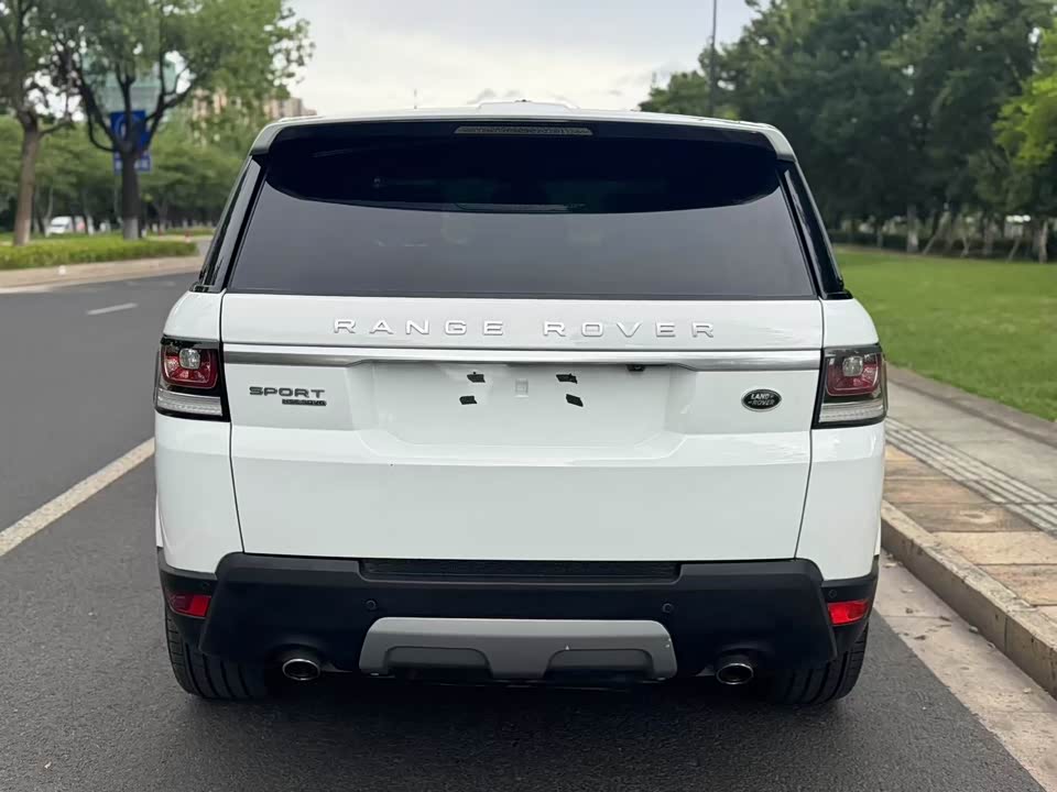Land Rover Range Rover Sport Land Rover Range Rover Sport