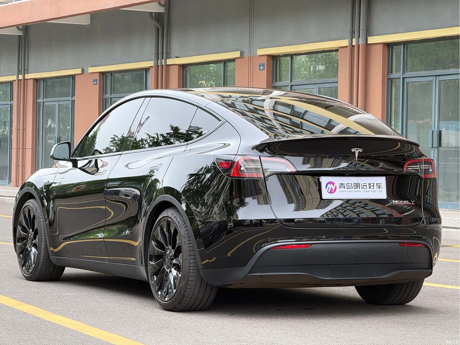 Tesla Model Y, 2022 4