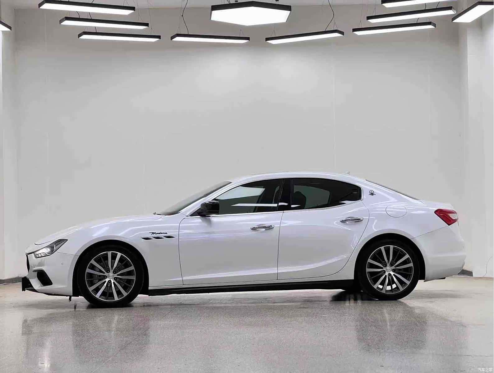Maserati Ghibli, 2016 7