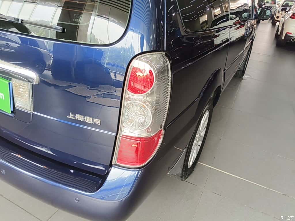 Buick GL8, 2015 8