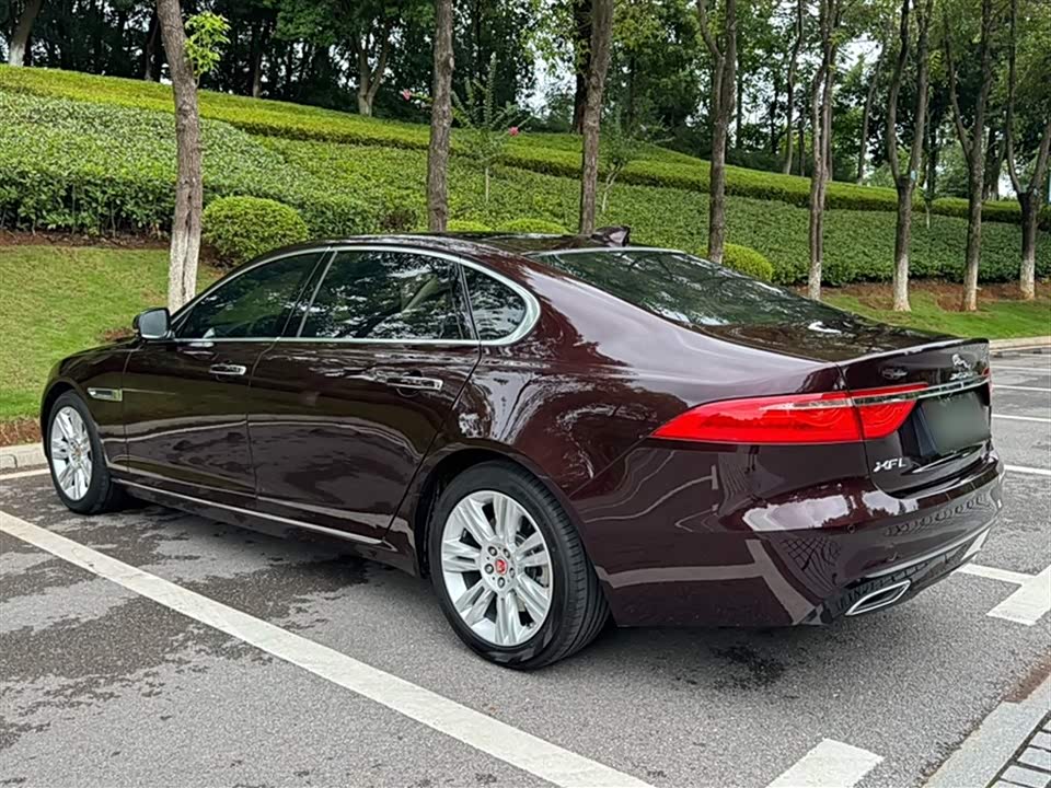 Jaguar XFL Jaguar XFL