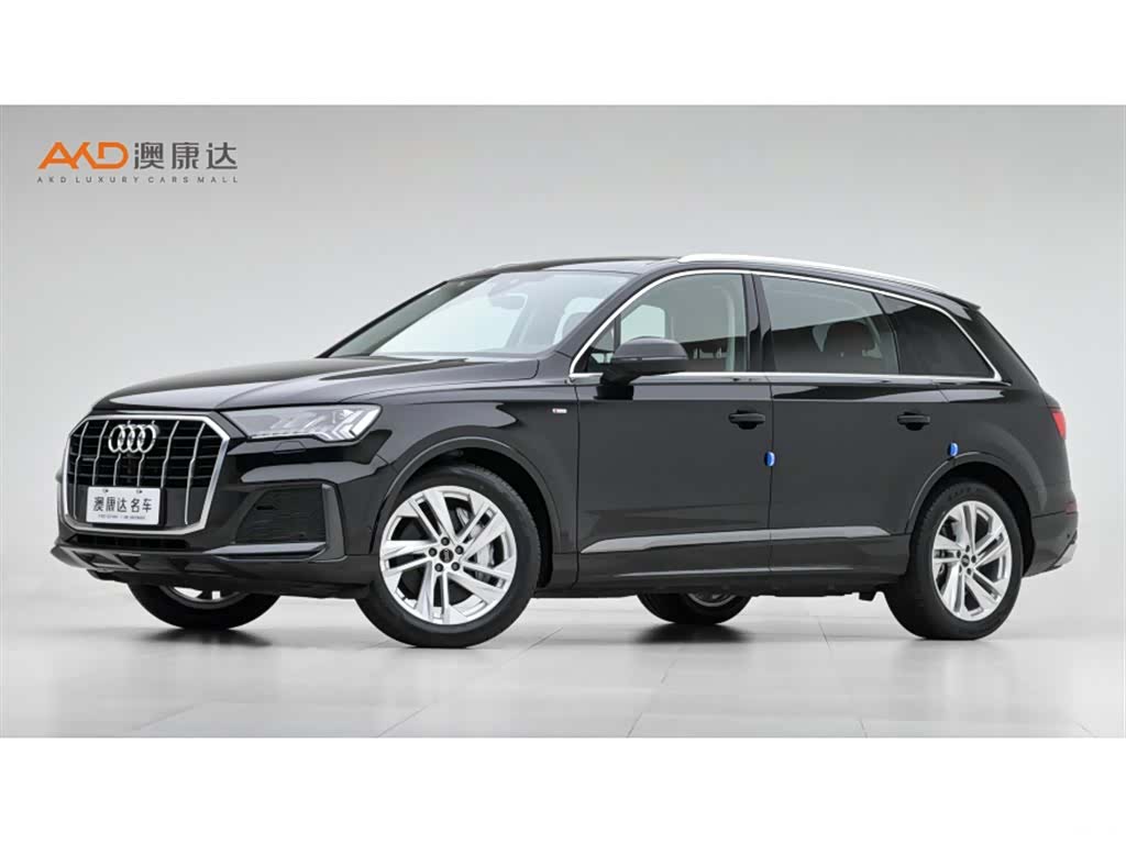 Audi Q7, 2024 1