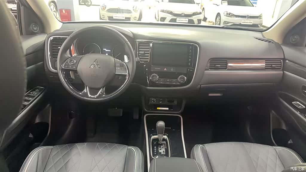 Mitsubishi Outlander, 2020 6