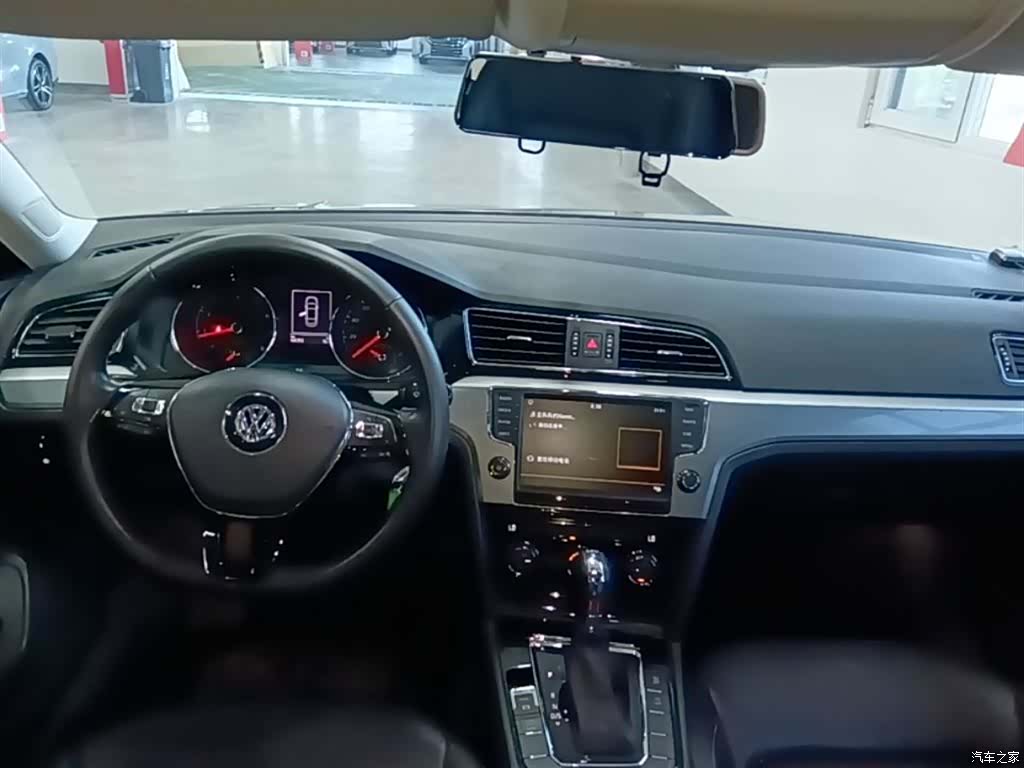 Volkswagen Lamando, 2017 10