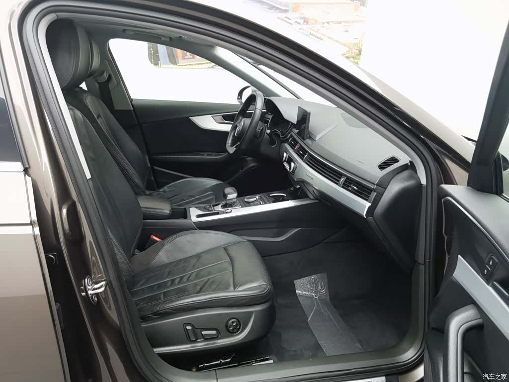 Audi A4L, 2019 21