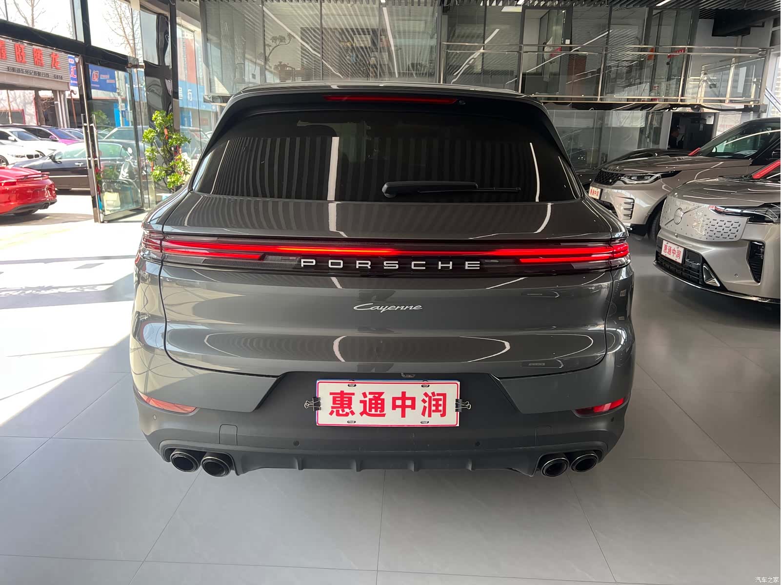 Porsche Cayenne, 2024 все фото