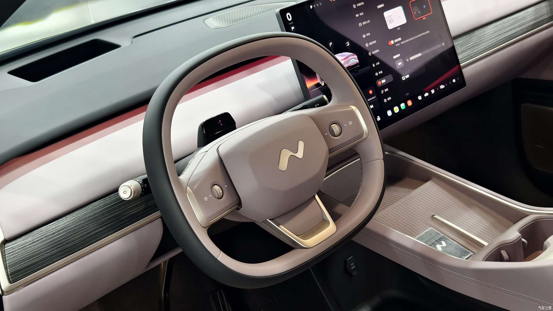 NIO L60, 2025 8