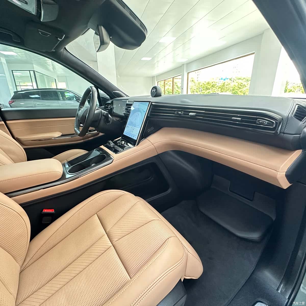 NIO ES8, 2021 17