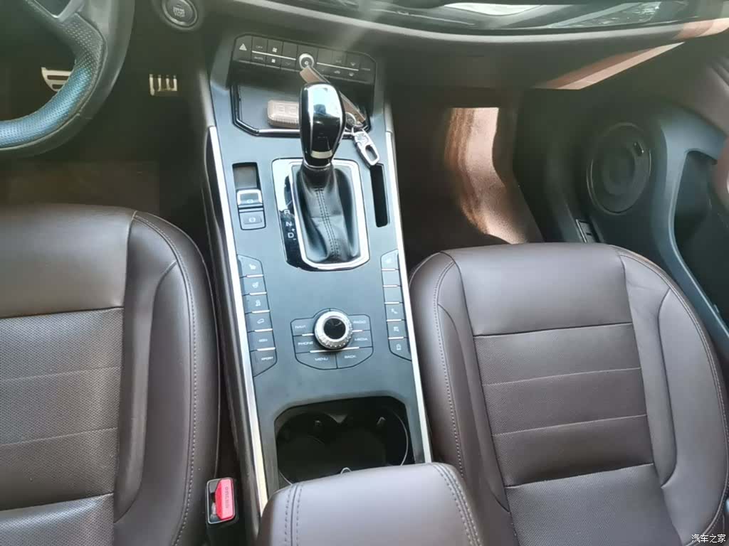 WEY VV5, 2017 14