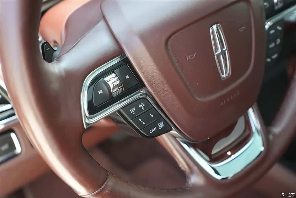 Lincoln Navigator, 2022 18