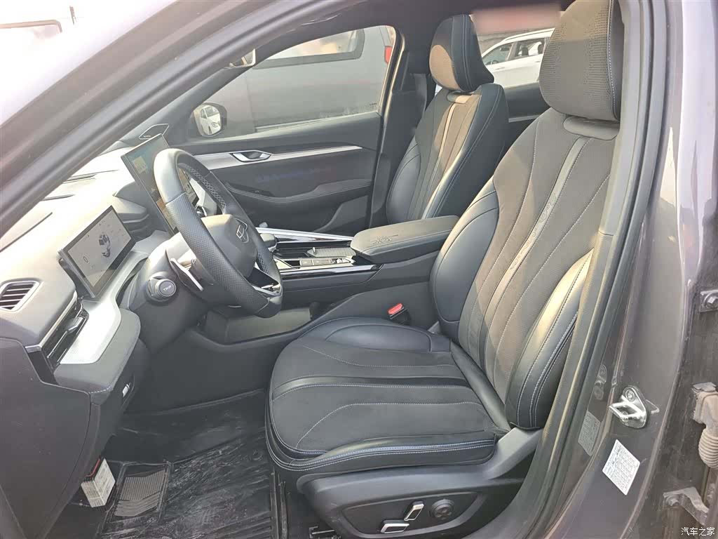 Geely Preface, 2024 7