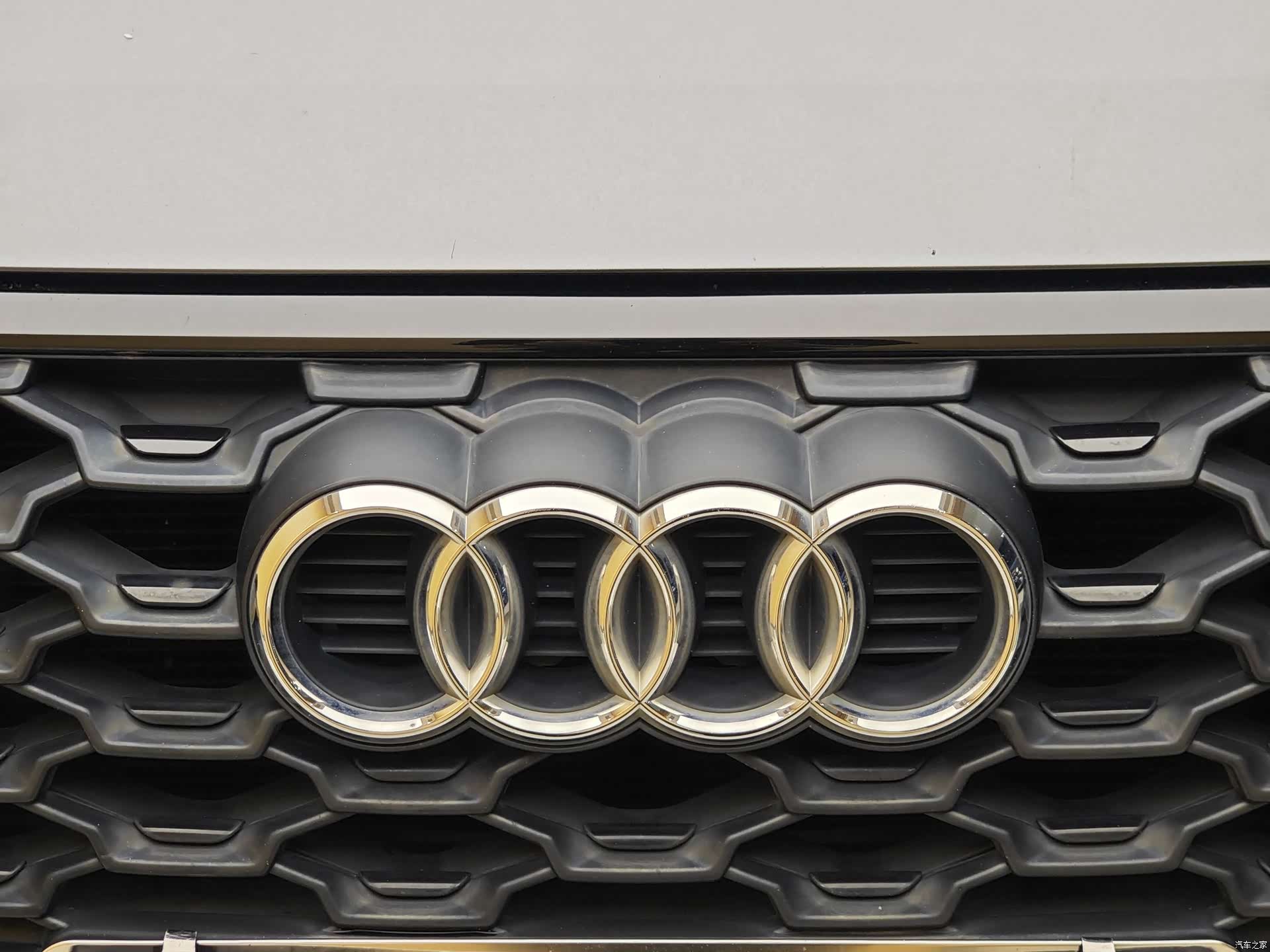 Audi Q3, 2021 3
