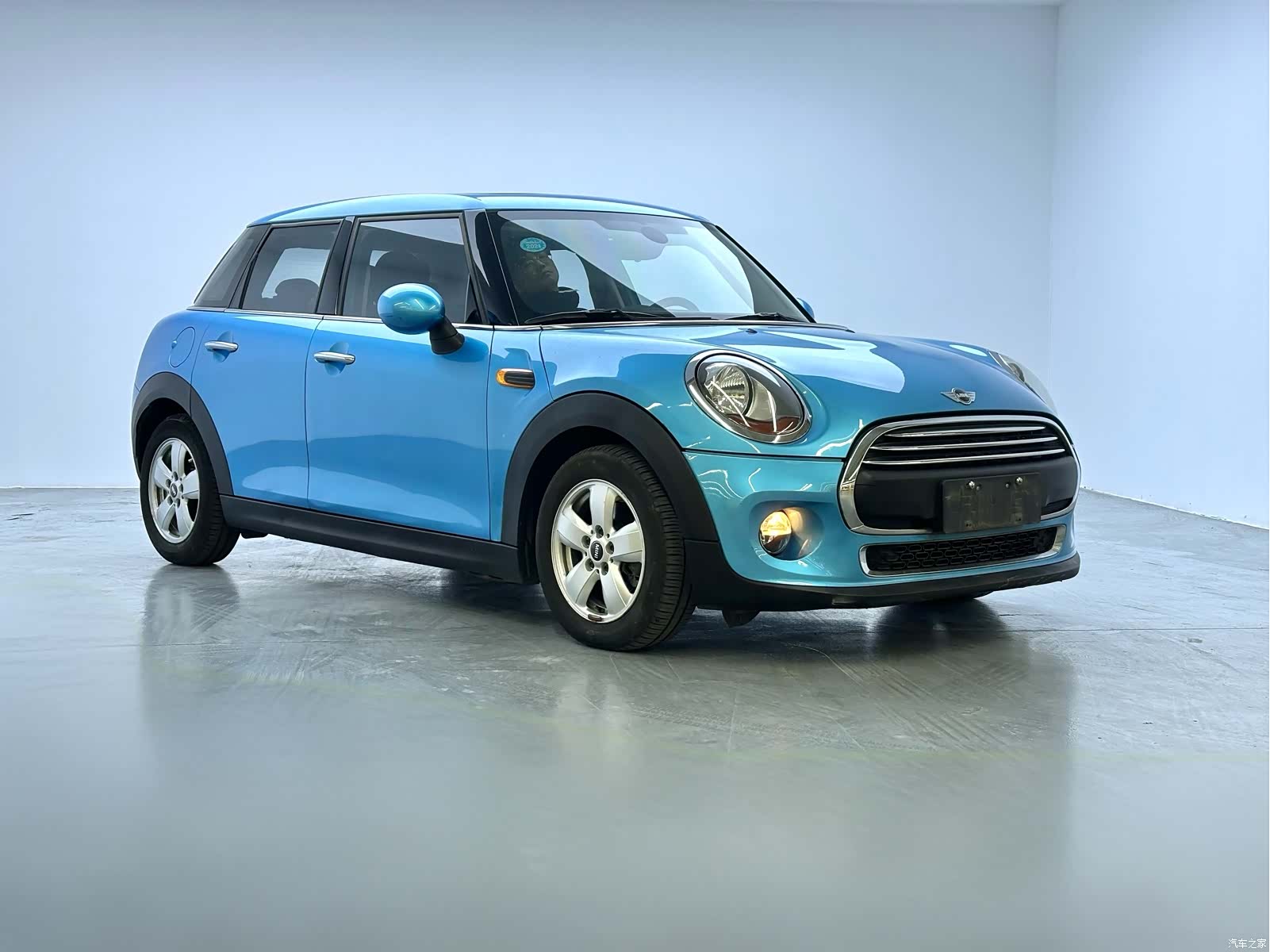 Mini ONE, 2016 3